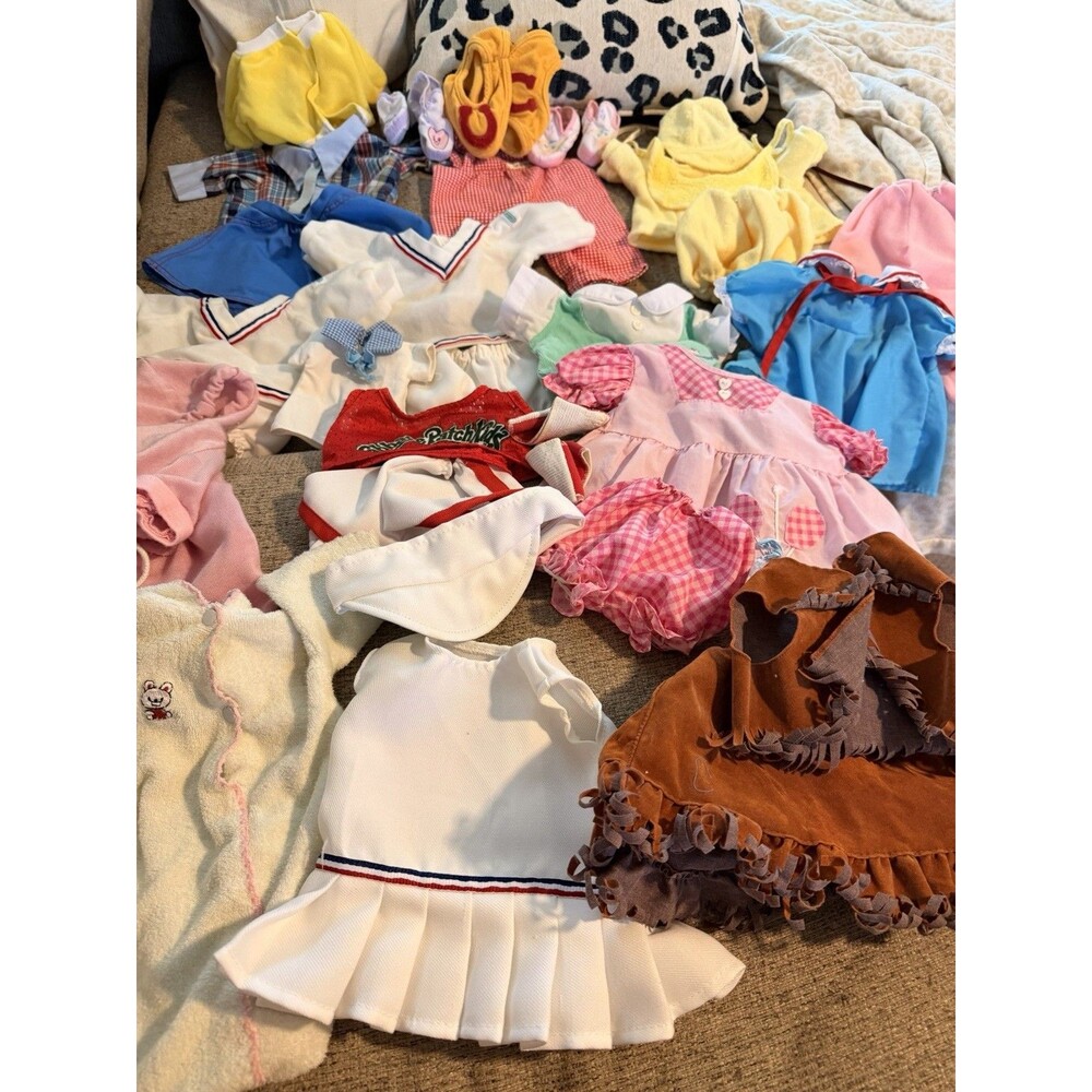 Vintage 61 Cabbage Patch Kids Clothing & Accessories Lot Of 61 All 1980s Pieces